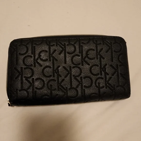 Wallet - Picture 2 of 4